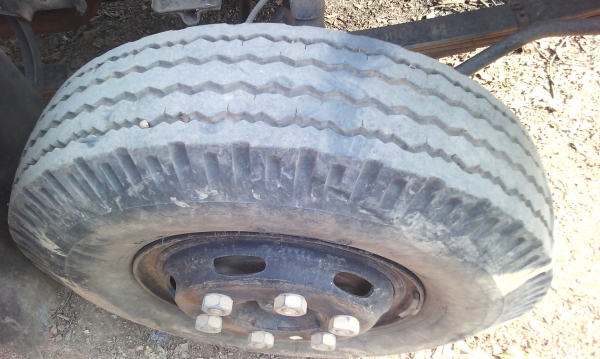 ขายด่วนรถ6ล้อNQRเครือง175แรงติดเครนUNICท้องวี2.20ตัน