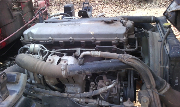 ขายด่วนรถ6ล้อNQRเครือง175แรงติดเครนUNICท้องวี2.20ตัน