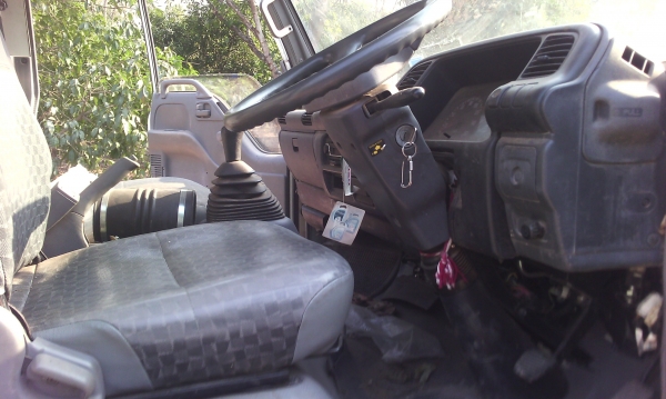 ขายด่วนรถ6ล้อNQRเครือง175แรงติดเครนUNICท้องวี2.20ตัน