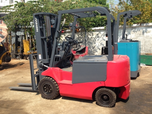 รถยกไฟฟ้า NICHIYU รุ่น 70 น้ำหนักยก 2.5 ตัน เสาสูง 4.75 เมตร เข้าตู้ แบตเตอรี่ GS