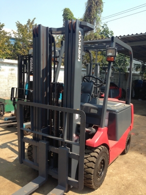 รถยกไฟฟ้า NICHIYU รุ่น 70 น้ำหนักยก 2.5 ตัน เสาสูง 4.75 เมตร เข้าตู้ แบตเตอรี่ GS