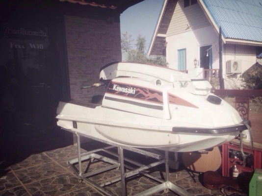 เจ็ทสกียืน KAWASAKI 550