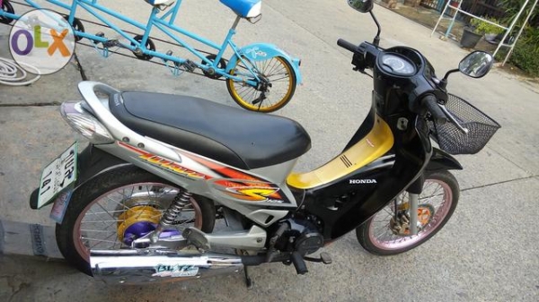 wave125sพร้อมใช้เครื่องไม่ดัง สีสวย
