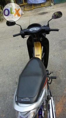 wave125sพร้อมใช้เครื่องไม่ดัง สีสวย