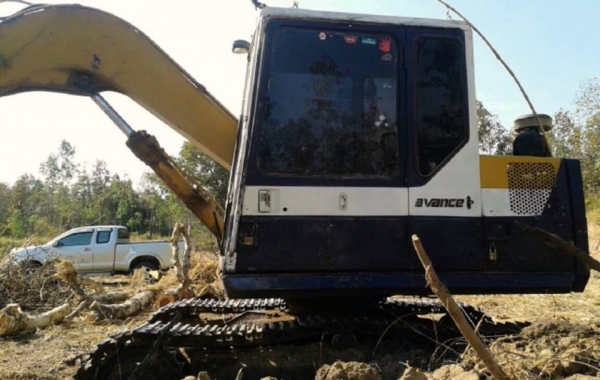 **470,000 บ.ต่อรอง=PC90-6LC**ขายแบคโฮ KOMATSU PC90-6LC บูมยาวพิเศษ เครื่องเดิม ปั้มเดิม ไฟฟ้าครบ คอนโทรลยาว เครื่องแน่น ปั้มแรง ทำงานดีเร็วดี คล่องตัวดี บูมอาร์มดี บุ้งกี๋ดีไม่ผุ เอวดี แน่น ไม่แตกไม่ร้าวครับ ช่วงล่าง 70-80\% โซ่ดียังหนา แทร็กดี เฟรมไม่มีปะ **470,000 บ.ต่อรอง=PC90-6LC**ขายแบคโฮ KOMATSU PC90-6LC บูมยาวพิเศษ เครื่องเดิม ปั้มเดิม ไฟฟ้าครบ คอนโทรลยาว เครื่องแน่น ปั้มแรง ทำงานดีเร็วดี คล่องตัวดี บูมอาร์มดี บุ้งกี๋ดีไม่ผุ เอวดี แน่น ไม่แตกไม่ร้าวครับ ช่วงล่าง 70-80\% โซ่ดียังหนา แทร็กดี เฟรมไม่มีปะ