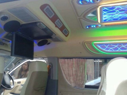 ขายรถตู้TOYOTA Commuter หลังคาสุงปี 2009 แต่งวีไอพีเต็มๆ เบาะหนัง 4 แถว ราคา 695,000 บาท โทร0922726669ตันหยงค่ะ ขายรถตู้TOYOTA Commuter หลังคาสุงปี 2009 แต่งวีไอพีเต็มๆ เบาะหนัง 4 แถว ราคา 695,000 บาท โทร0922726669ตันหยงค่ะ