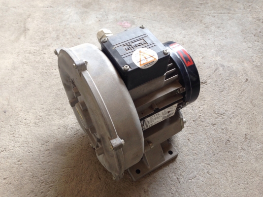 ขายริงโบวเวอร์ ดูด-เป่าอากาศ Busch made in Germany 0.5HP. 380V สภาพสวยมาก วิ่งนิ่ม พร้อมใช้งาน