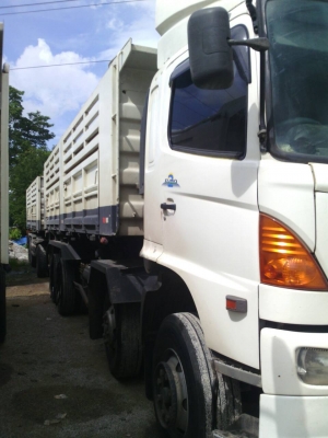 ขายรถบรรทุก 24 ล้อพ่วงแม่ลูกดัมพ์ HINO MEGA 380 แรงม้าปี 2553 แม่ 12 ล้อลูกพ่วงสามมิตร 3 เพลา ราคา 2800000