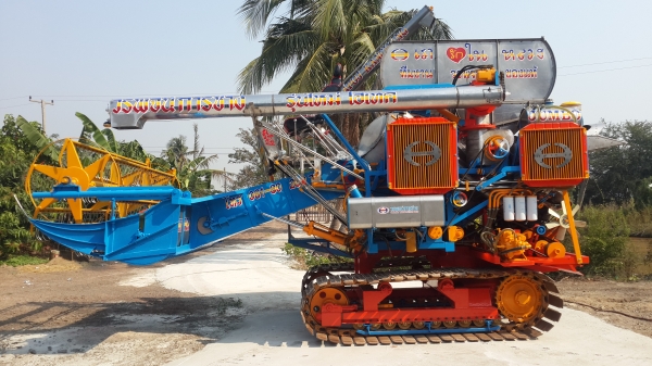 ขายรถเกี่ยวข้าว ขายรถเกี่ยวข้าว