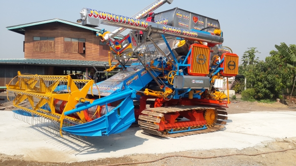 ขายรถเกี่ยวข้าว ขายรถเกี่ยวข้าว