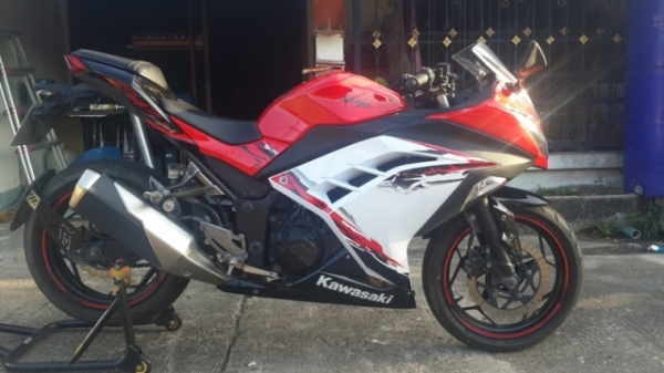 ninja250 ปี2013 รถเดิมๆสวยครับรถใช้น้อยครับ