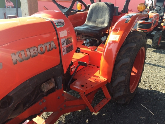 Kubota L3008