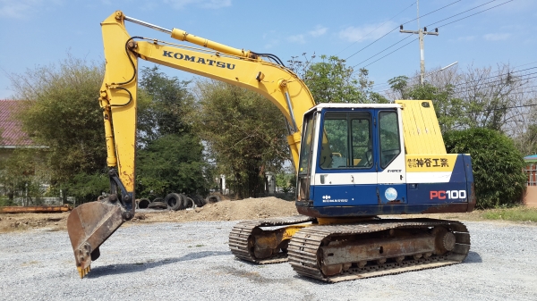 PC 100-5 เก่านอก อาร์มยาวสวยจริงๆ เครื่องสวยใบใหญ่หายากครับ PC 100-5 เก่านอก อาร์มยาวสวยจริงๆ เครื่องสวยใบใหญ่หายากครับ