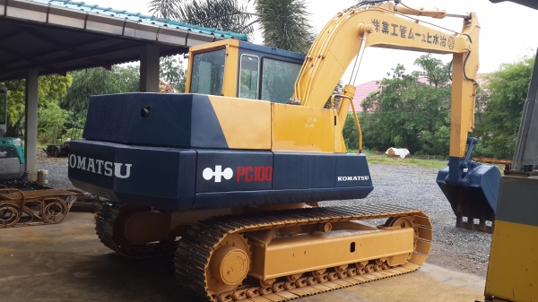 PC 100-3 เก่าญี่ปุ่นสวย ราคาไม่แพงเครื่องดีจริง ปั้มดี โซ่หนา ทำงานดีมากๆ