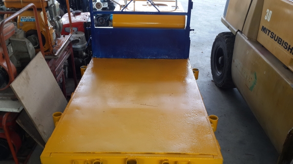 รถบรรทุกการเกษตรและก่อสร้าง รหัส J -17