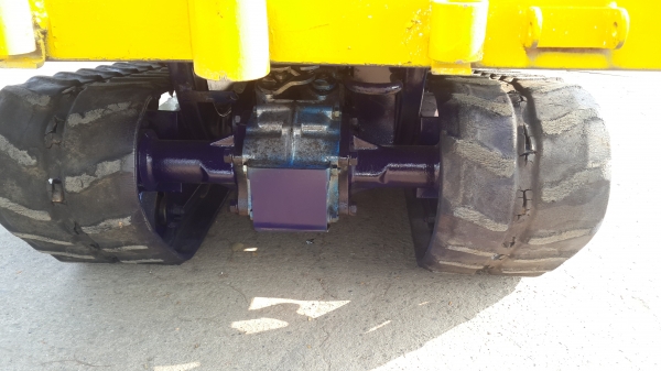 รถบรรทุกการเกษตรและก่อสร้าง รหัส J -17