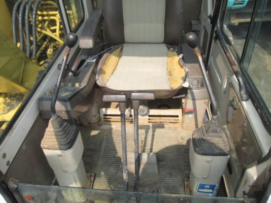 ขายด่วน KOMATSU PC60-6  รถนำเข้าจากญี่ปุ่นยังไม่เคยใช้งานในไทย สภาพสวยมาก ระบบสมบูรณ์ 100\%