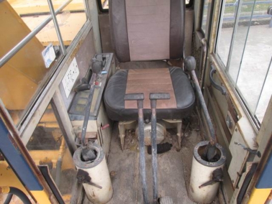 ขายด่วน KOMATSU PC60-3 รถนำเข้าจากญี่ปุ่นใบแทรคใหญ่สภาพสวย เครื่องปั้มดี