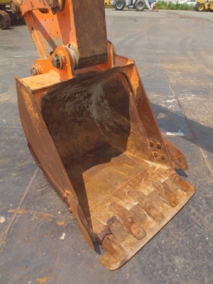 ขายด่วนรถขุด  Hitachi ZX135US  ปี 2006 นำเข้าจากญี่ปุ่นสภาพสวย ยังไม่เคยใช้งานในไทยเดินทางมาถึงไทยแล้วค่ะ