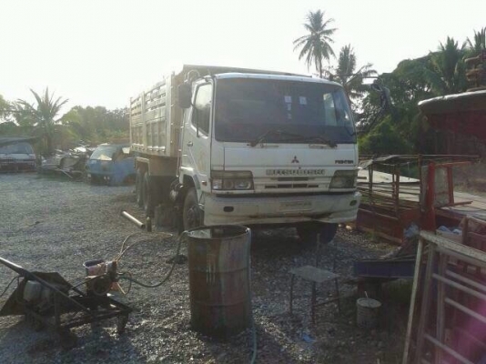 ขายรถบรรทุกสิบล้อดัมพ์ MITSUBISHI เครื่อง 6D16-195 แรง 2 เพลา 10 เกียร์ เบรคใหญ่ เพลาบุ๋ม กระบะดัมพ์สามมิตร