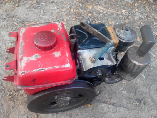 ขาย เครื่องยันม่าร์ 8 แรง พร้อมใช้งาน เครื่องแน่น  8500