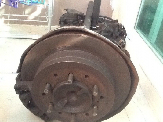 ขายดิสค์เบรคหลังPRADO 95ครบชุดแปลงใส่หลังกระบะได้หลายรุ่น9500บาท