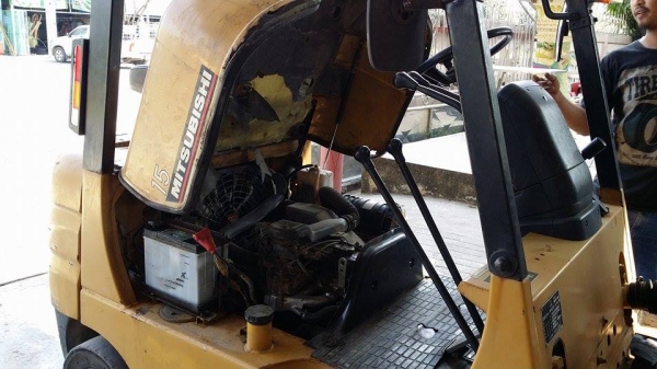 รถโฟล์คลิฟต์ MITSUBISHI เก่าญี่ปุ่น ขนาด 1.5 ตัน เครื่องยนต์เบนซิน ยกสูง 3 เมตร สภาพดีพร้อมใช้งาน รถโฟล์คลิฟต์ MITSUBISHI เก่าญี่ปุ่น ขนาด 1.5 ตัน เครื่องยนต์เบนซิน ยกสูง 3 เมตร สภาพดีพร้อมใช้งาน