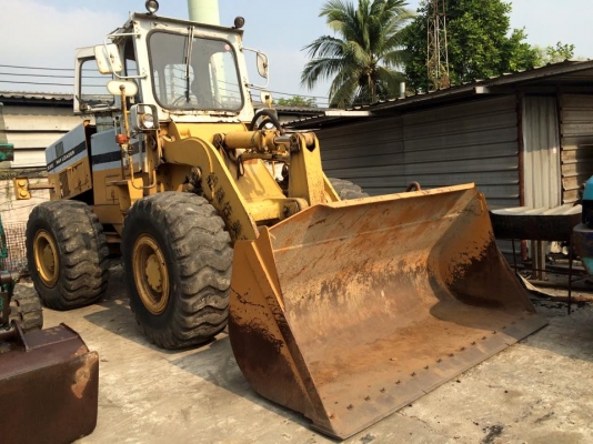 รถตักล้อยาง KOMATSU 530