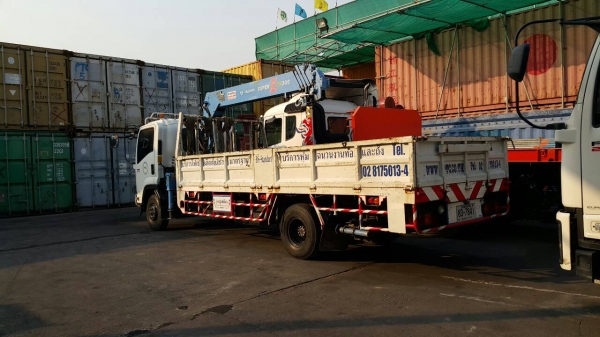 ISUZU FRR 210 ติดเฮียบ 3 ต้น 6 ปลอก ISUZU FRR 210 ติดเฮียบ 3 ต้น 6 ปลอก