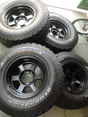 TE37 + BF All 265/75/16 สภาพดี พร้อมใช้งาน 1ชุด