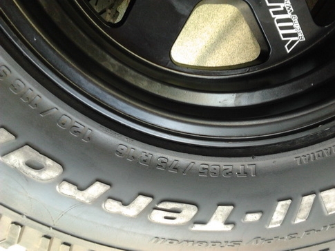 TE37 + BF All 265/75/16 สภาพดี พร้อมใช้งาน 1ชุด