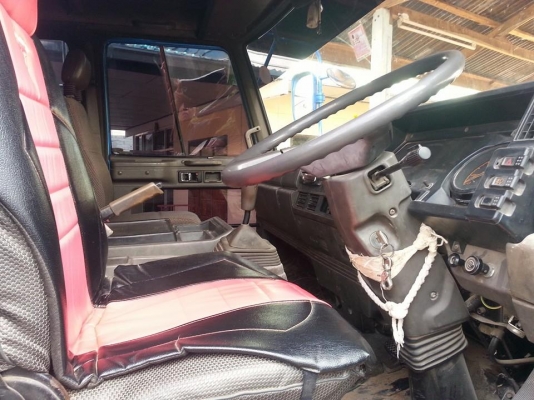 ขายดั้มร็อกกี้ 175แรง เครื่องดี แคชซีสวย ยาง900ขอบ20 สภาพพร้อมใช้งาน เอกสารพร้อมโอน จัดไฟแนนซ์ได้ เงื่อนไขง่ายๆวันเดียวรับรถ สนใจโทร 090-8588220คุณนะ 093-3258446คุณบิวตี้ ID:narong498 หรือ www.truck.in.th/498 หรือfb:ณรงค์ ซื้อขายรถมือสอง (เว็บไซต์ส่วนตัว)