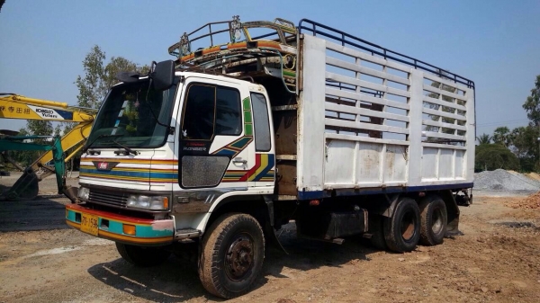 ขายรถล่องสิบล้อ HINO KT725 เครื่อง HO7C-185 แรง ลงเล่มแล้ว 1 เพลา ขายรถล่องสิบล้อ HINO KT725 เครื่อง HO7C-185 แรง ลงเล่มแล้ว 1 เพลา