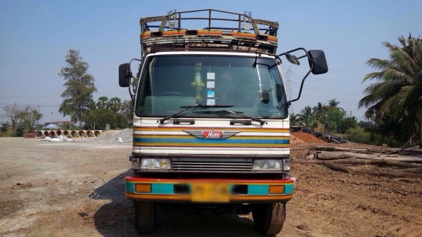 ขายรถล่องสิบล้อ HINO KT725 เครื่อง HO7C-185 แรง ลงเล่มแล้ว 1 เพลา ขายรถล่องสิบล้อ HINO KT725 เครื่อง HO7C-185 แรง ลงเล่มแล้ว 1 เพลา