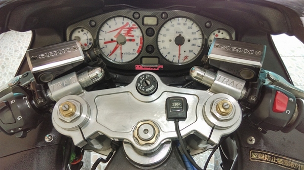 ขาย Suzuki Hayabusa ปี 2001 พร้อมไช้ อินวอย+สรรพสามิต