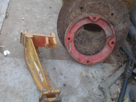 ขายตามสภาพ พาน3ใบ24นิ้วสภาพสวยติดมากับรถไถ50แรงคูโบตายีห้อCCTลดเหลือ22500บาท ขายตามสภาพ พาน3ใบ24นิ้วสภาพสวยติดมากับรถไถ50แรงคูโบตายีห้อCCTลดเหลือ22500บาท