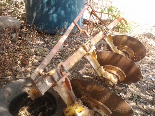 ขายตามสภาพ พาน3ใบ24นิ้วสภาพสวยติดมากับรถไถ50แรงคูโบตายีห้อCCTลดเหลือ22500บาท ขายตามสภาพ พาน3ใบ24นิ้วสภาพสวยติดมากับรถไถ50แรงคูโบตายีห้อCCTลดเหลือ22500บาท