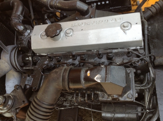 +++ ขายโฟล์คลิฟท์  KOMATSU FD20-10  ขนาด 2 ตัน  เครื่องยนต์ดีเซล  เสา  4  เมตร  เกียร์ออโตเมติค  งา 1,070  มม.  ยางตันใหม่ครับ