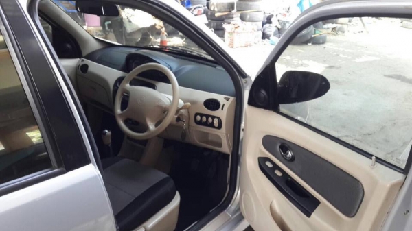 ขาย Naza Forza ปี 52 สีบรอนซ์เงินสวยๆ ราคา 98,000 บาท +++++++++