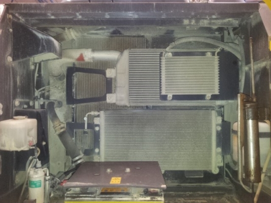 ขาย SUMITOMO SH200-5 รถขุดเก่านอกสภาพดี สนใจติดต่อ 098-246-3778 น๊อค