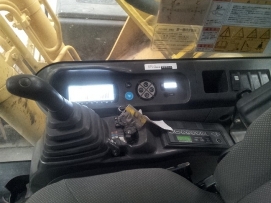 ขาย SUMITOMO SH200-5 รถขุดเก่านอกสภาพดี สนใจติดต่อ 098-246-3778 น๊อค