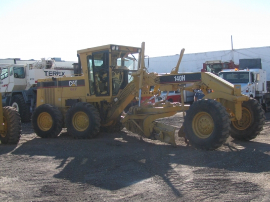 CATERPILLAR  140 H  SN  2ZK04768