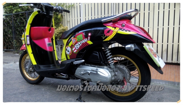 ขาย Scoopy-i ลาย vivid me รถบ้านจดปี 55 ไมล์ 9600 โล ขาย Scoopy-i ลาย vivid me รถบ้านจดปี 55 ไมล์ 9600 โล