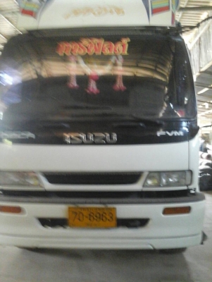 (ขายยตัดเงินสด900000.)195 แรง 10ล้อเพลาเดียว ปี 47 รถสวยมาก...รถห้างแท้เดิมๆ