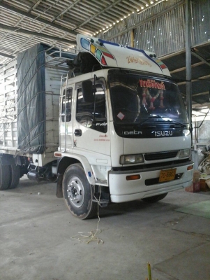 (ขายยตัดเงินสด900000.)195 แรง 10ล้อเพลาเดียว ปี 47 รถสวยมาก...รถห้างแท้เดิมๆ