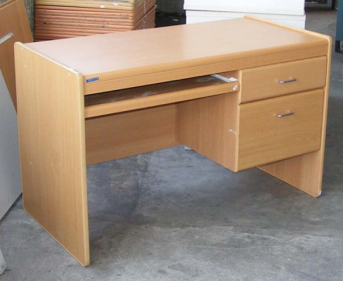 โต๊ะทำงานมือ2(มีจำนวน20)