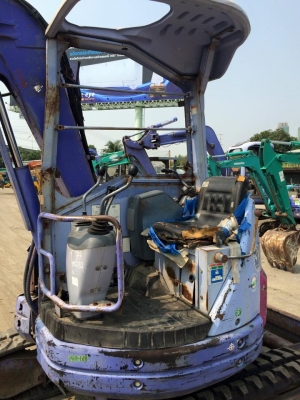 รถขุด KOMATSU PC28UU-2E