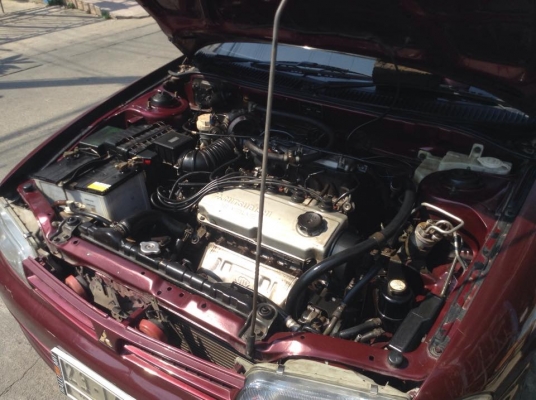 ขายครับ MITSUBISHI LANCER 1.6 ออโต้ แท้ แกส ใช้ได้2ระบบ ตัวท๊อบ เครื่องเกียรดีมาก ช่วงล่างดี ภายในสะอาด รถพร้อมใช้วิ่งไกล สะบาย แอร์หนาว แม็กพร้อม สีต้องเก็บบ้าง ราคาแค่ 49000. กอล์ฟครับบ 085-359-4089 ดูรถ สายไหมวงศกรครับ