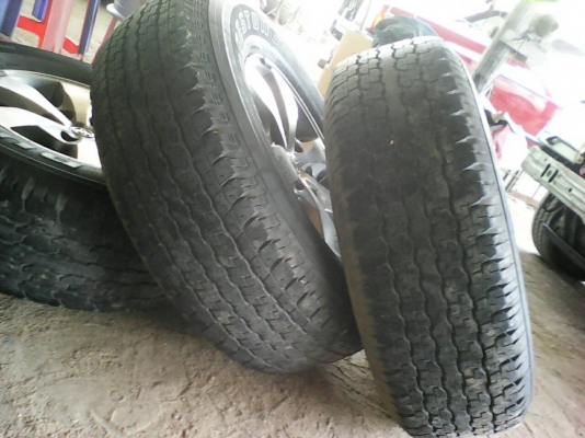 ขายล้อวีโก้ขอบ 16พร้อมยางปี 11 ยางใช้ใด้ 2 เส้นนะคับ3900