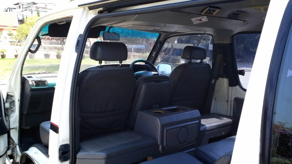 รถสวย พร้อมใช้งาน TOYOTA COMMUTER 3.0 ปี 2001 รถสวย พร้อมใช้งาน TOYOTA COMMUTER 3.0 ปี 2001